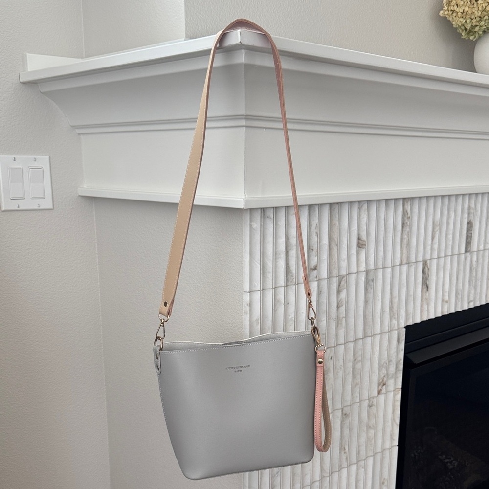 Elegant Gray Crossbody Bag